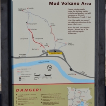 Mud Volcano Geyser in Yellowstone lower loop